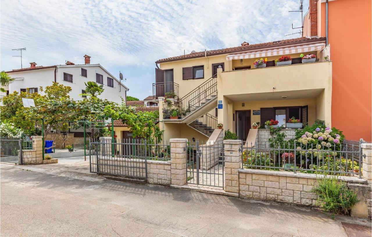 2 Bedroom Stunning Apartment In Rovinj Dış mekan fotoğraf